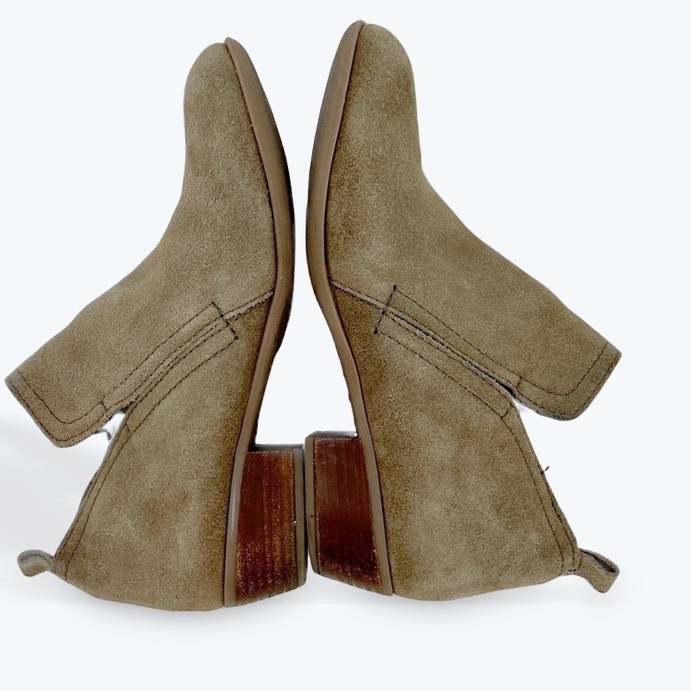Diba Womens Taupe Suede Ankle Boots Side Zip Block Heel Booties Size 8 - Picture 4 of 10